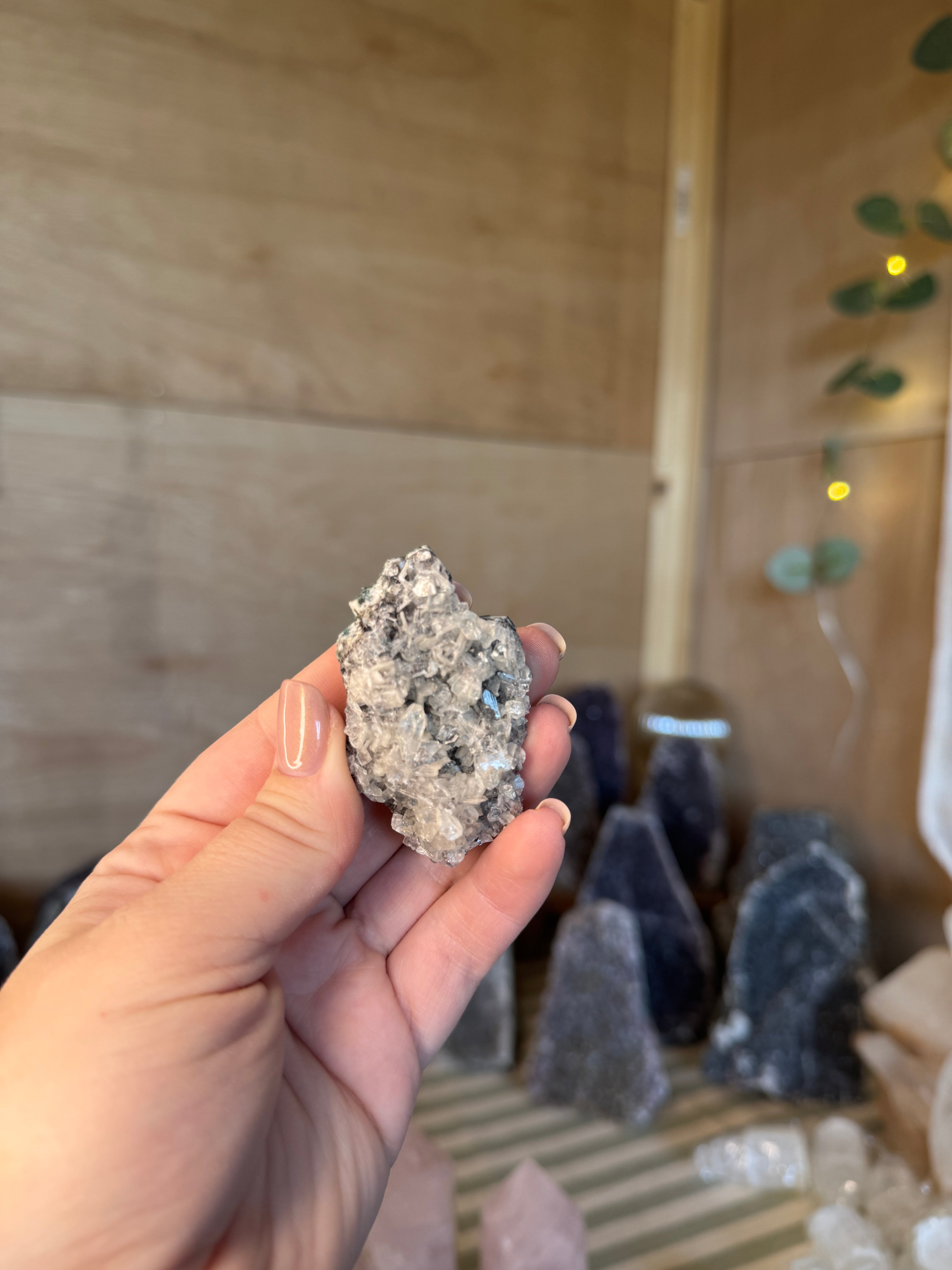 Mixed quartz specimen
