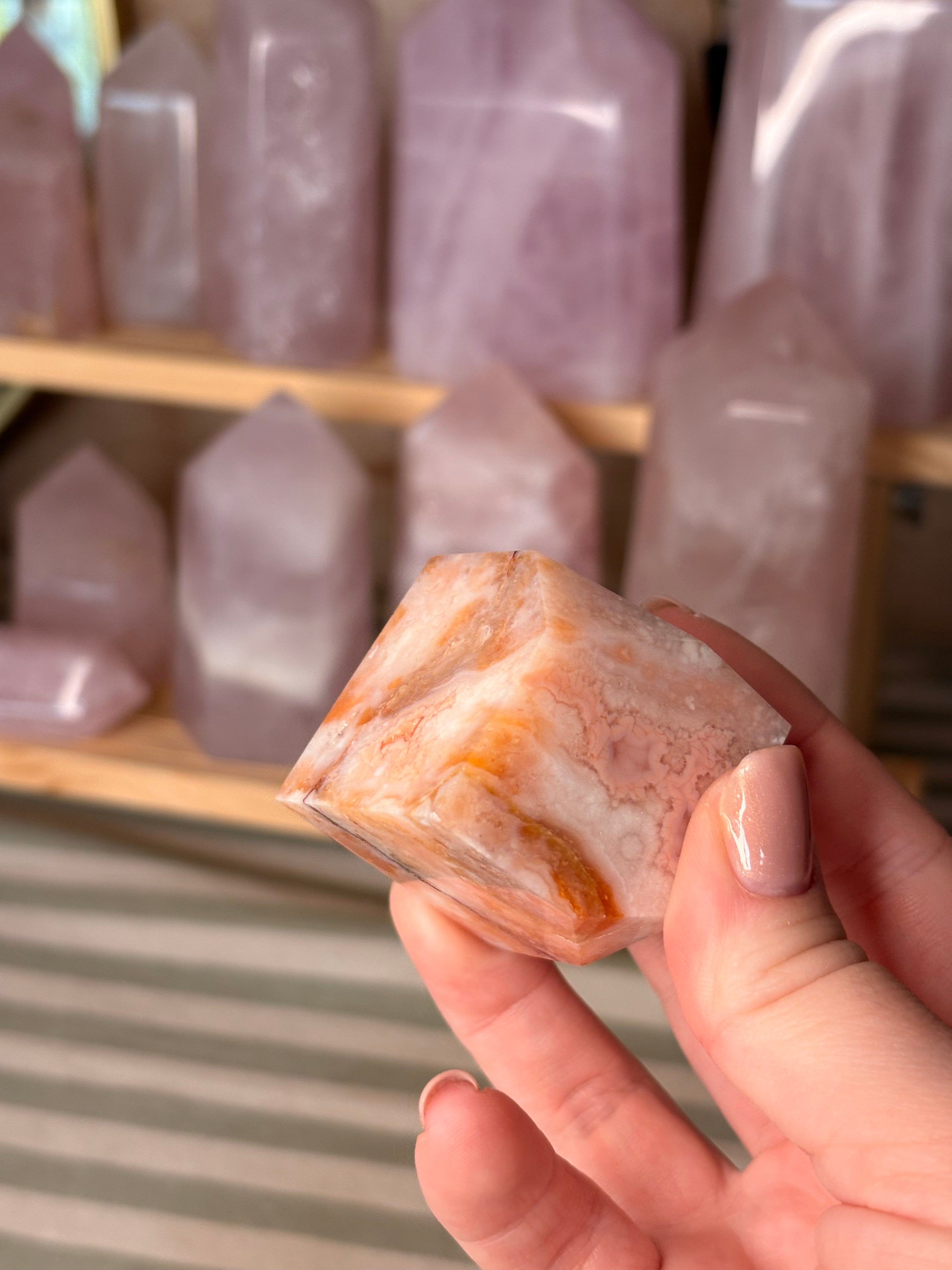 Carnelian x flower agate qube
