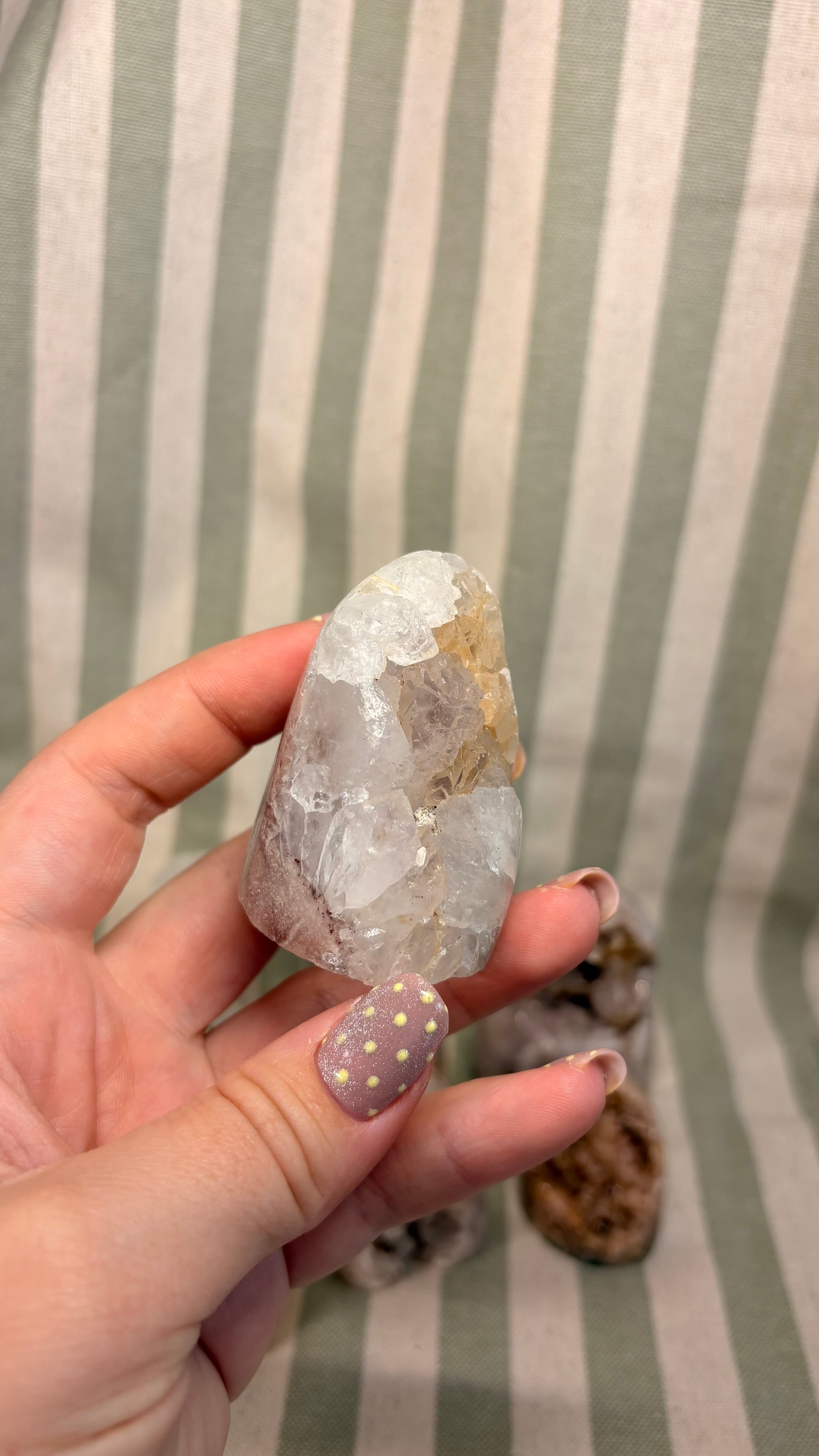 Pink amethyst free from