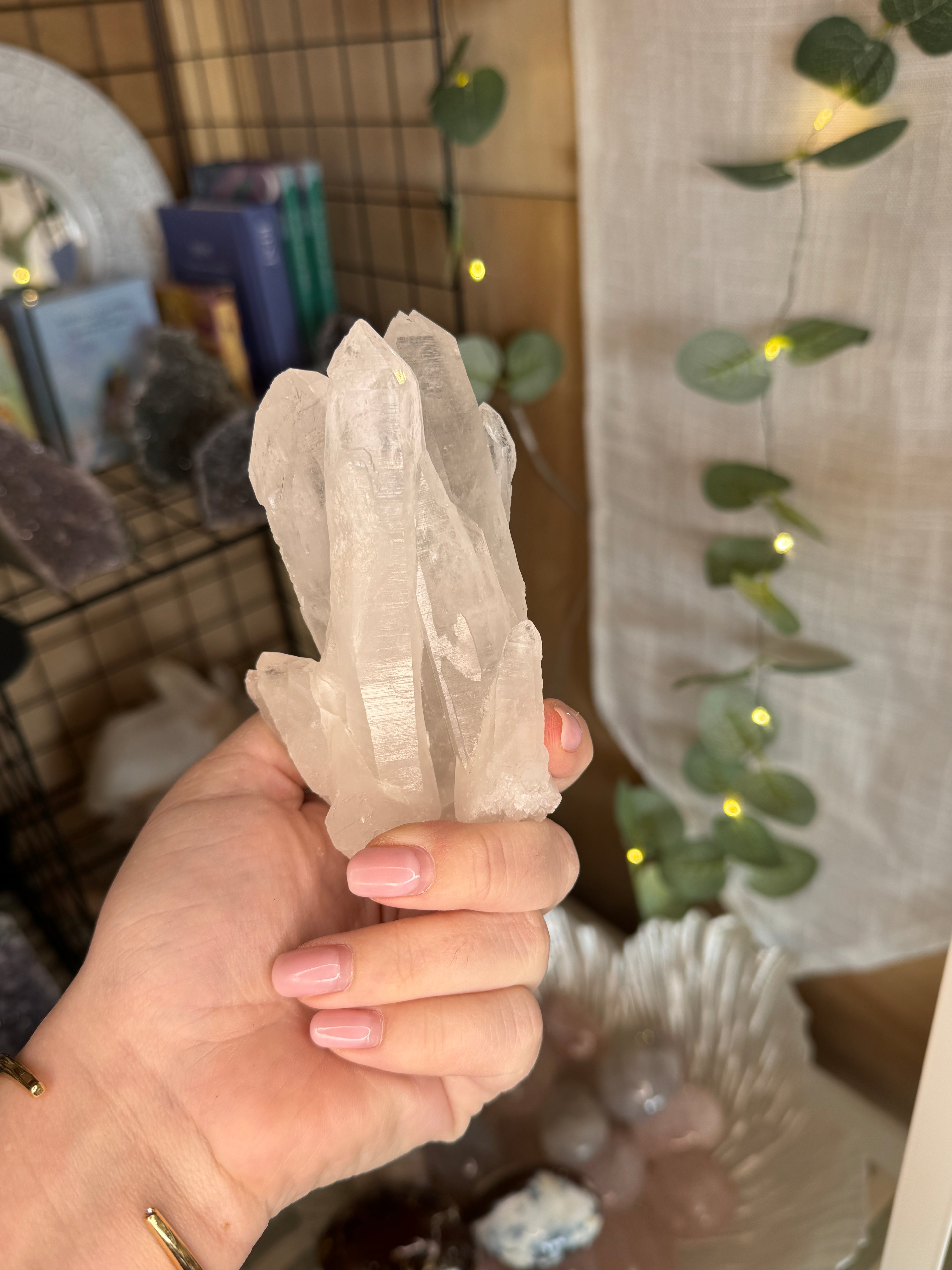 Clear quartz point