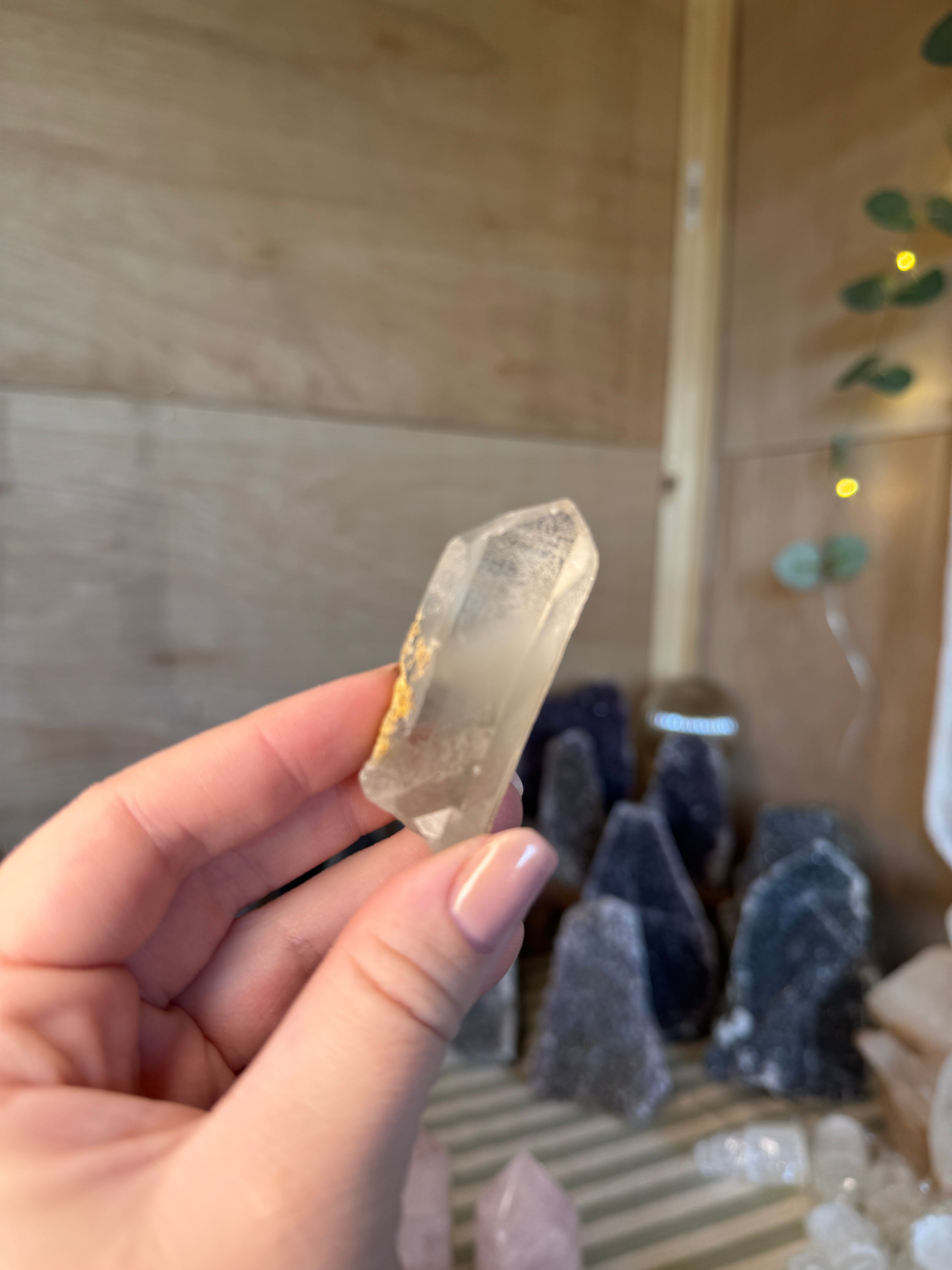 Phantom quartz point