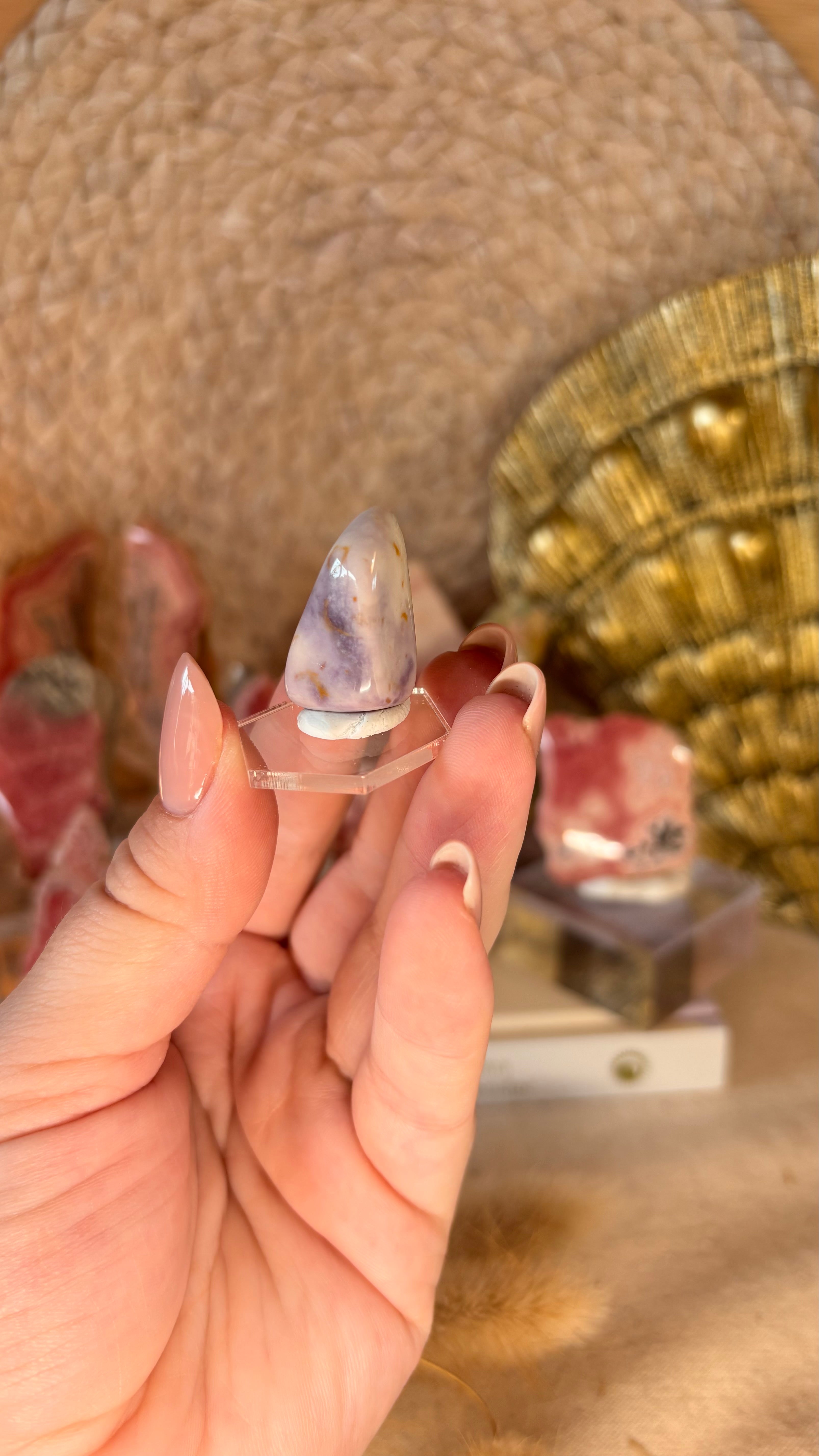 Tiffany Stone Tumble Stone